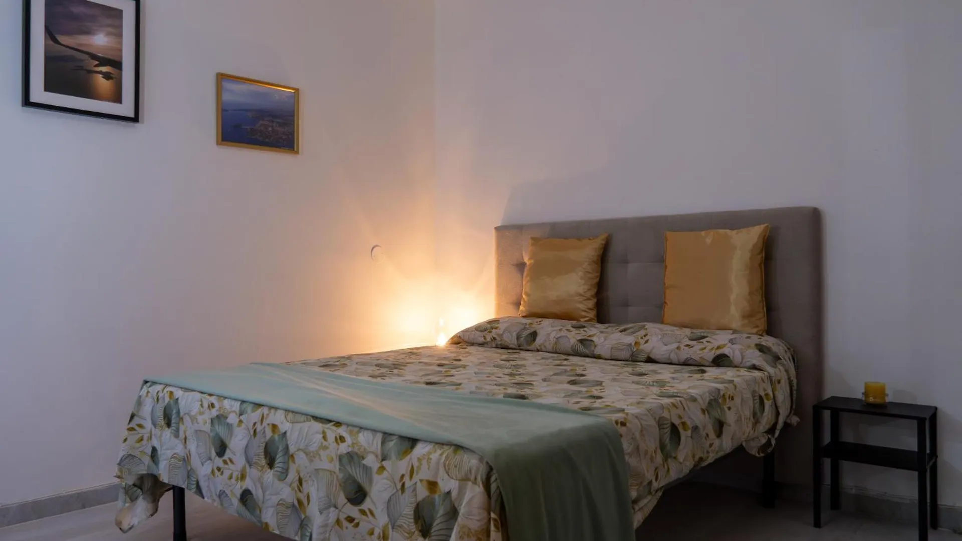 Suite Napoli Stadio 0*, Naples Italy